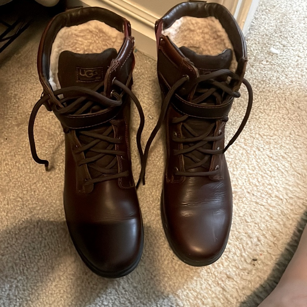 Ugg Women’s Kesey Boots